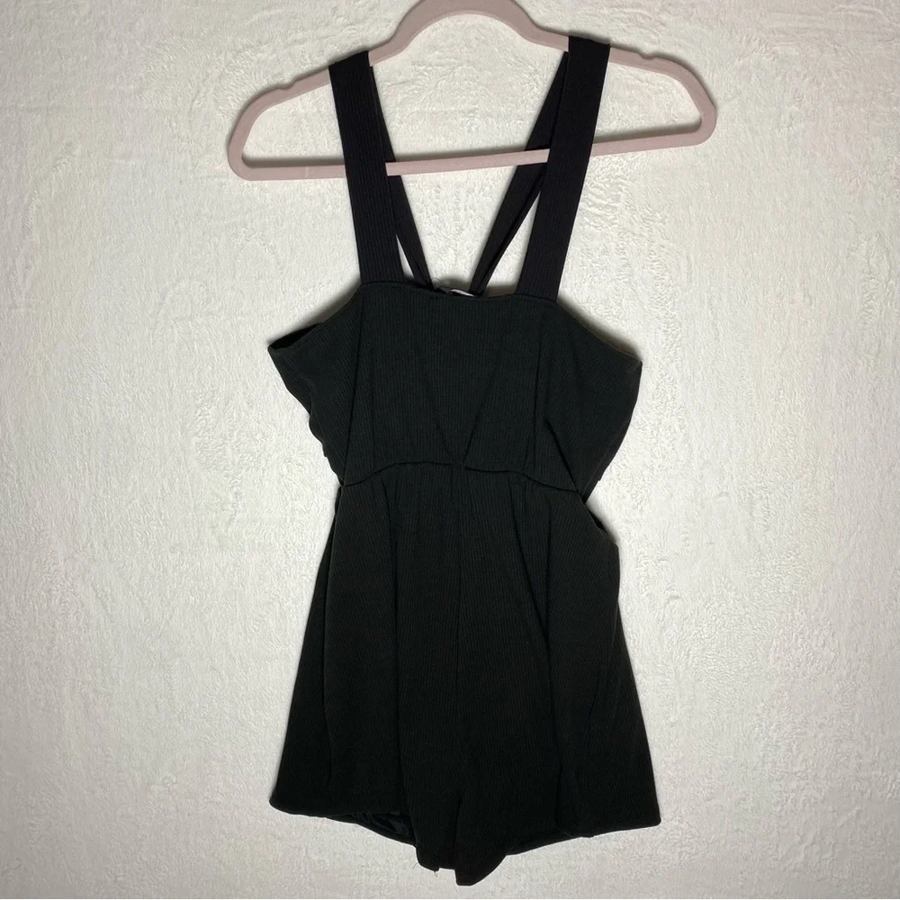 NWT Lulus Chill Vacay Black Ribbed Halter Lounge Romper Size XL - Picture 10 of 11
